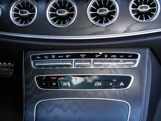 Mercedes-Benz E 400