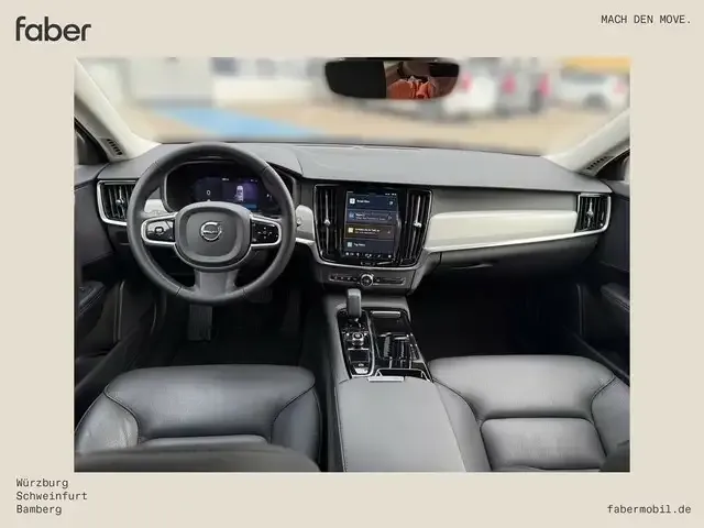 Volvo V90