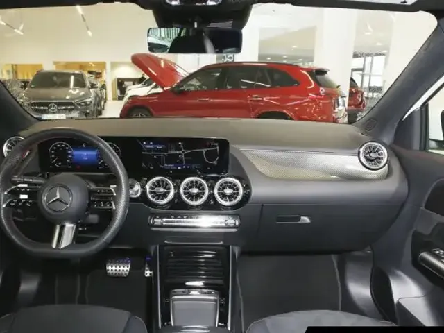 Mercedes-Benz GLA 180