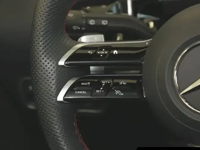 Mercedes-Benz GLA 180