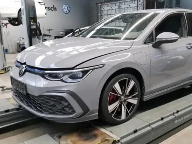 Volkswagen Golf GTE