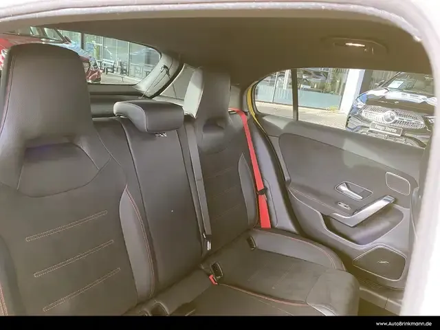 Mercedes-Benz A 35 AMG