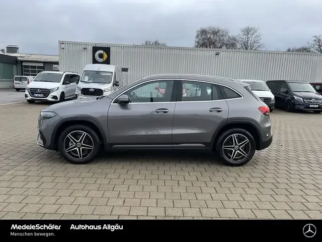 Mercedes-Benz EQA 250
