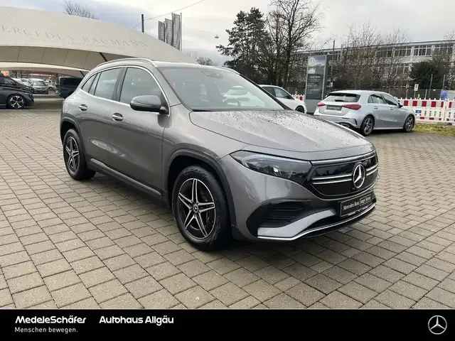 Mercedes-Benz EQA 250