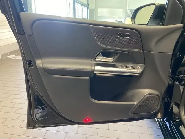 Mercedes-Benz B 250