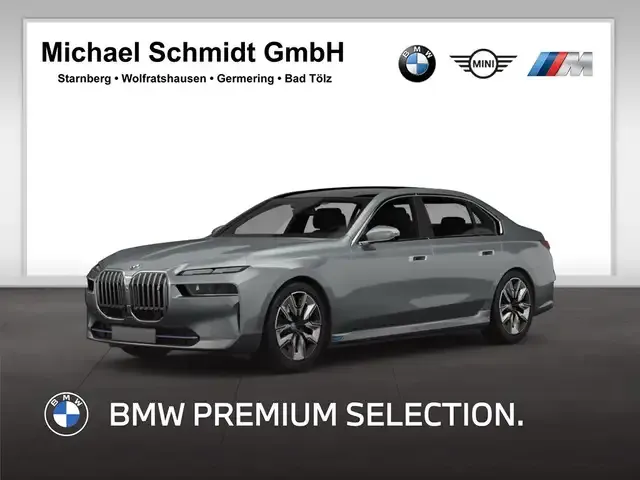 BMW i7