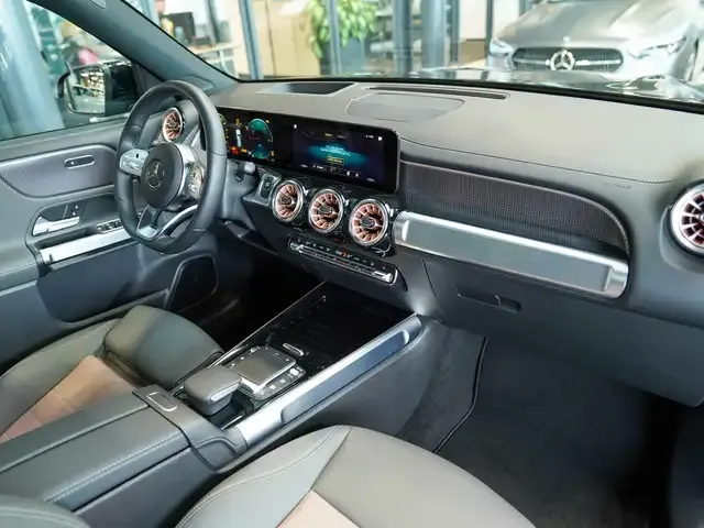 Mercedes-Benz EQB 250