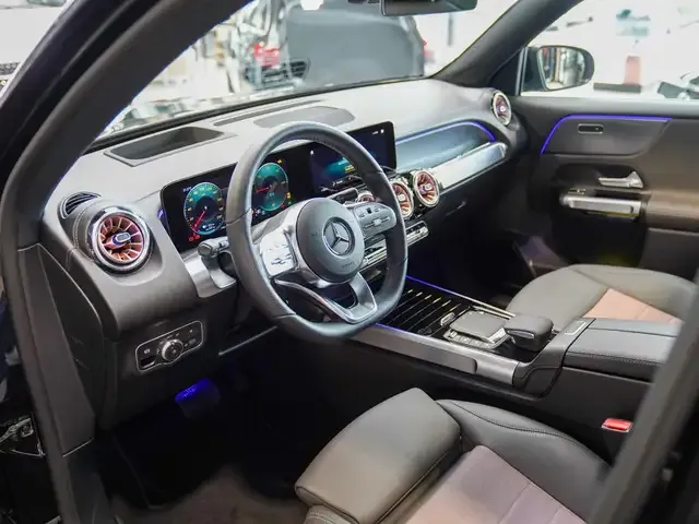 Mercedes-Benz EQB 250