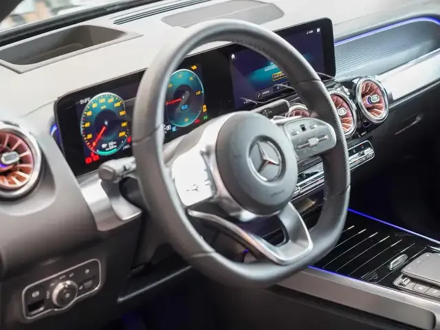 Mercedes-Benz EQB 250