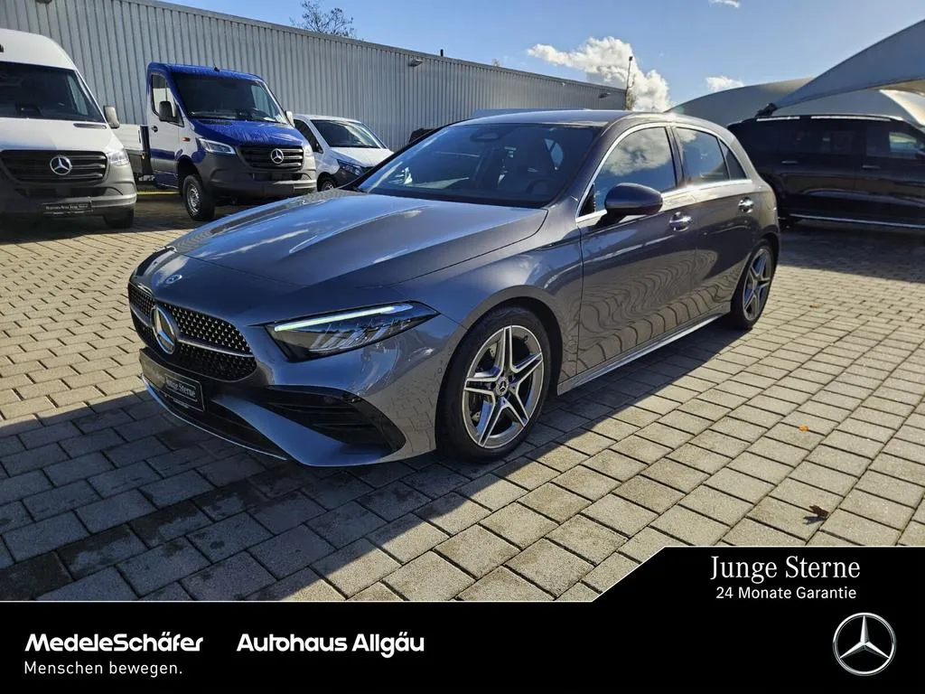 Mercedes-Benz A 220