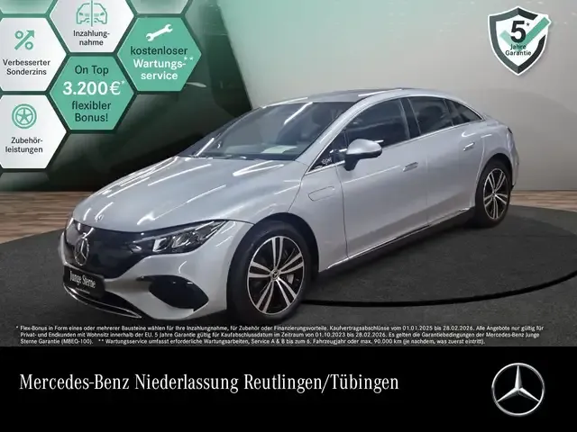 Mercedes-Benz EQE 300