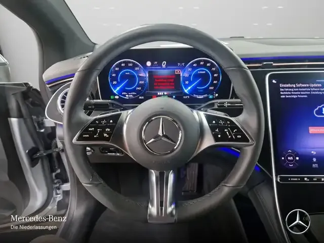 Mercedes-Benz EQE 300