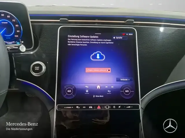 Mercedes-Benz EQE 300