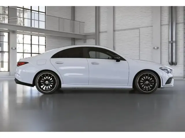 Mercedes-Benz CLA 250