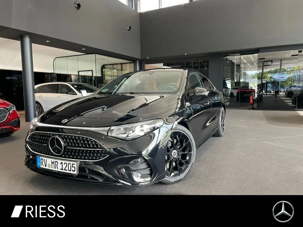 Mercedes-Benz CLA 200
