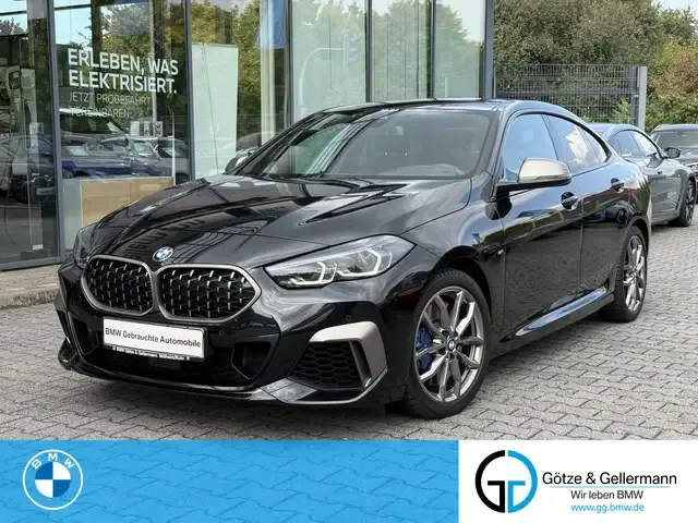 BMW 235