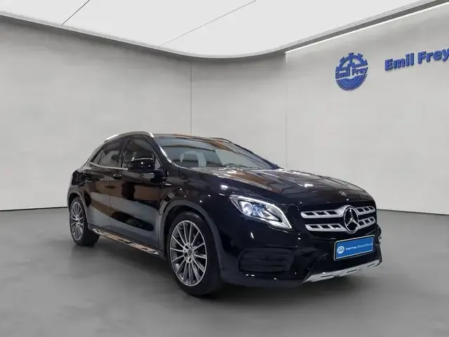 Mercedes-Benz GLA 250