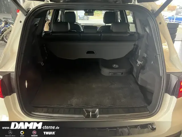 Mercedes-Benz EQB 300