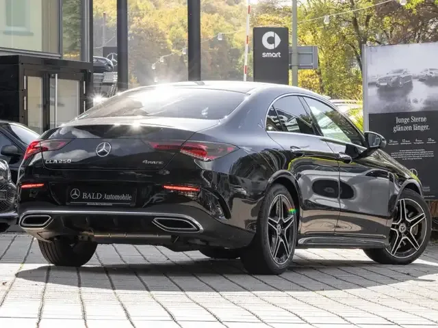 Mercedes-Benz CLA 250