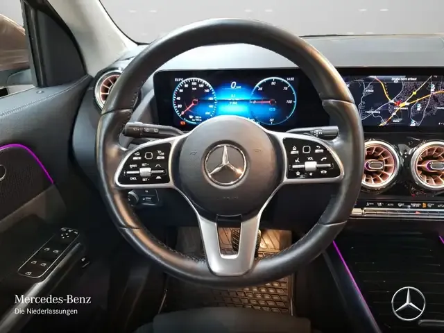 Mercedes-Benz EQA 250