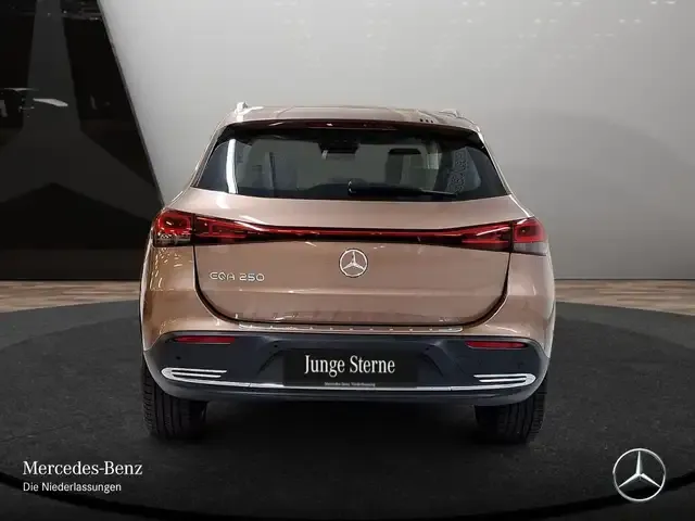 Mercedes-Benz EQA 250