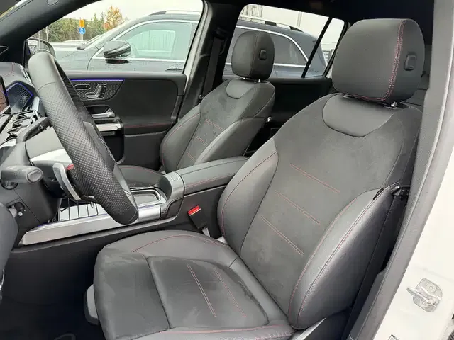 Mercedes-Benz EQB 300