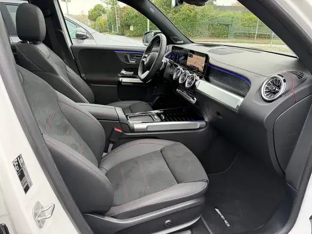 Mercedes-Benz EQB 300