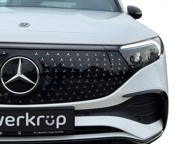 Mercedes-Benz EQB 300