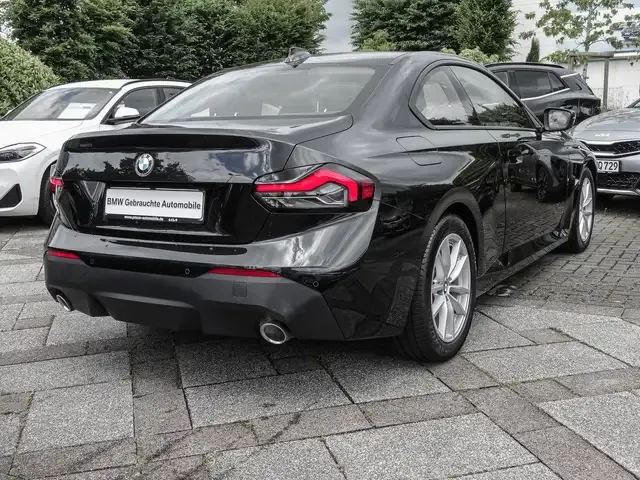 BMW 220