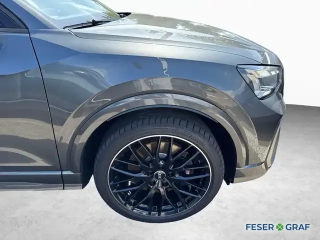 Audi SQ2