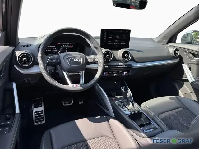 Audi SQ2