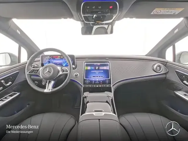 Mercedes-Benz EQE 300
