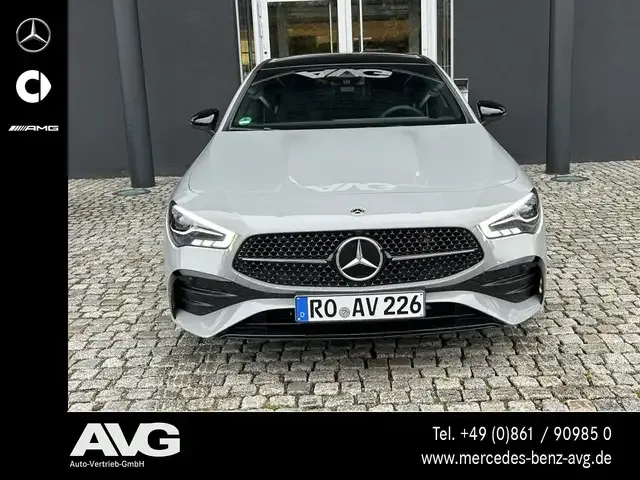 Mercedes-Benz CLA 200