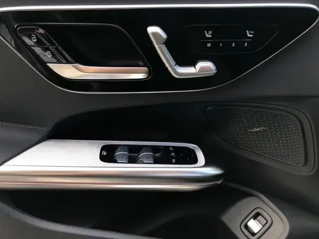 Mercedes-Benz CLE 180