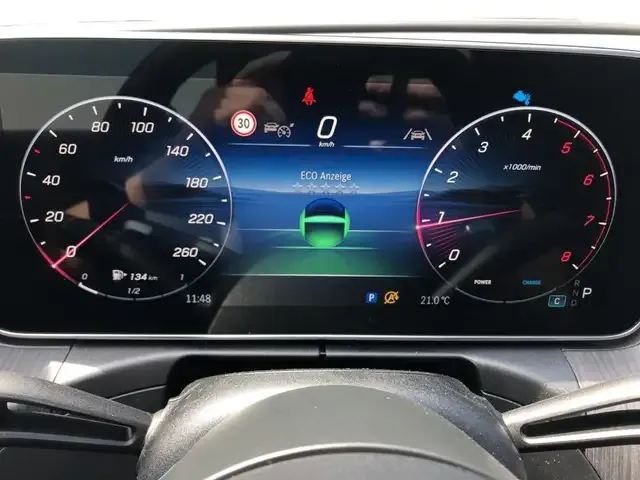 Mercedes-Benz CLE 180