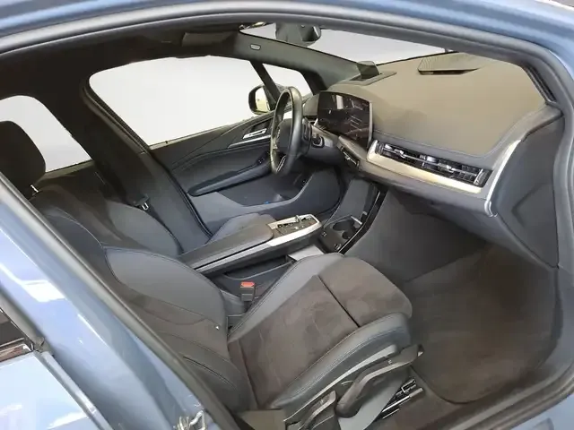 BMW 230
