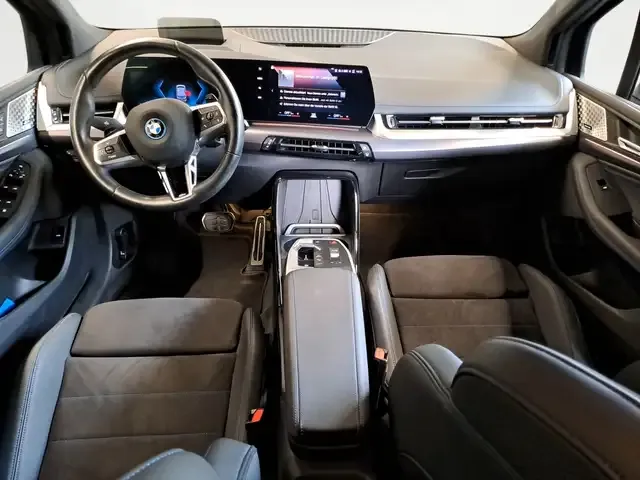 BMW 230