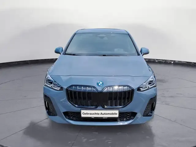 BMW 230