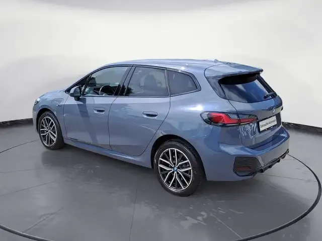 BMW 230