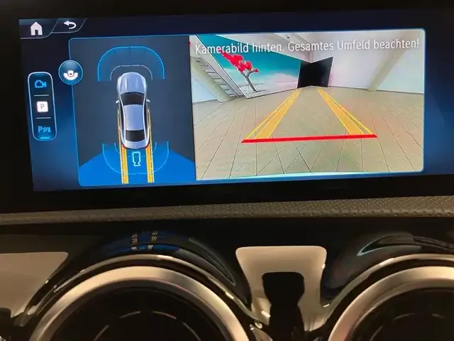 Mercedes-Benz CLA 180