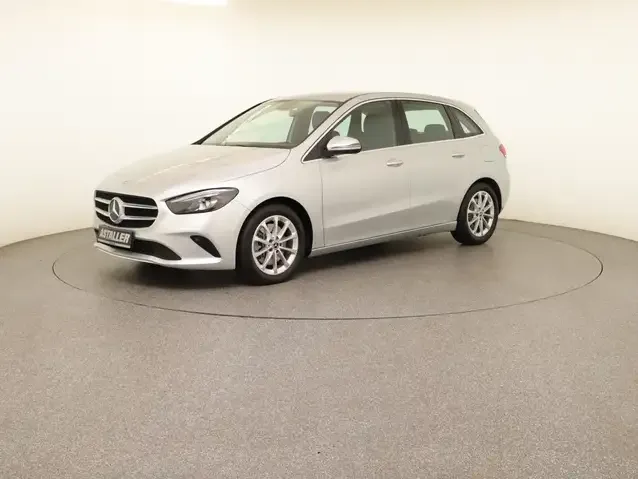 Mercedes-Benz B 250