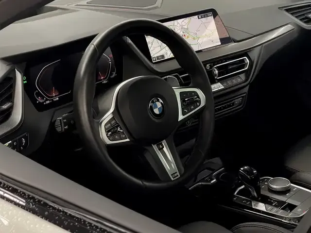 BMW 128