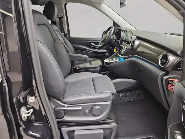 Mercedes-Benz V 250