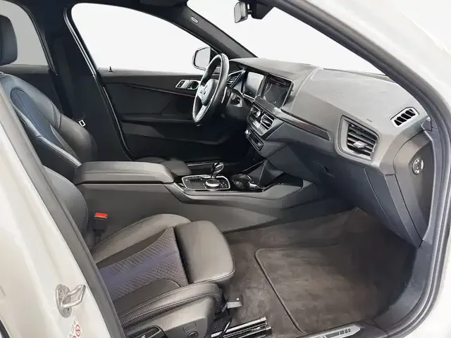 BMW M1