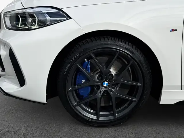 BMW M1