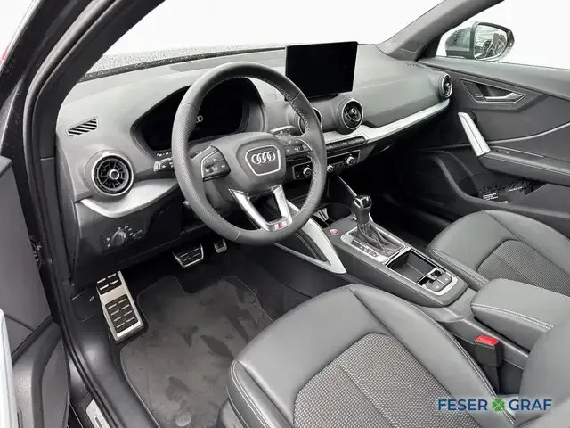 Audi SQ2