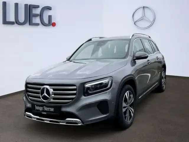 Mercedes-Benz GLB 180