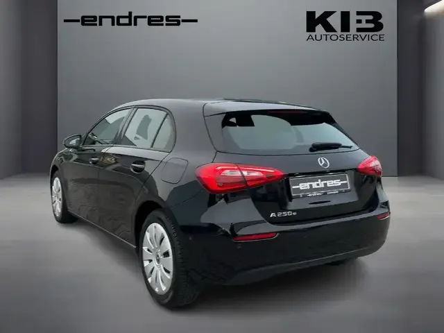 Mercedes-Benz A 250