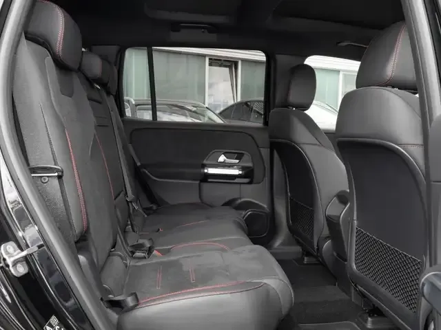 Mercedes-Benz EQB 300