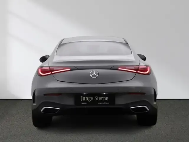 Mercedes-Benz CLE 200
